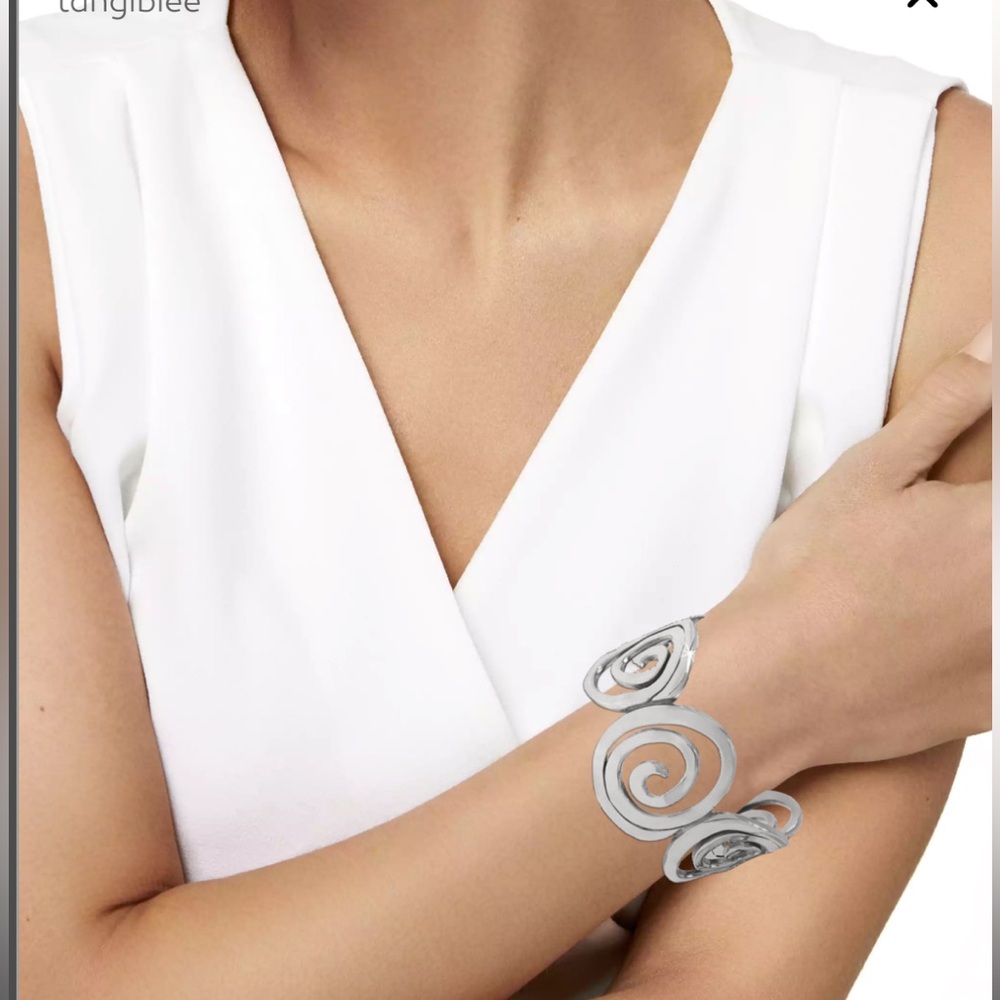 New Brighton Silver Flex Cuff Bracelet! Gorg 💌